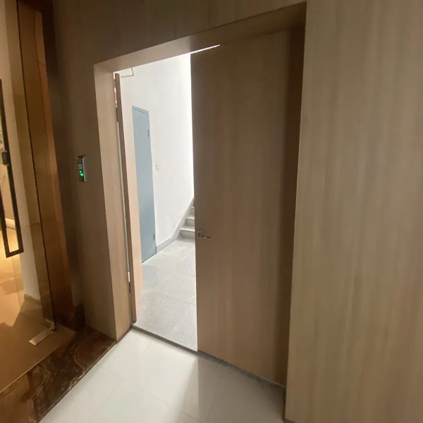 防火門木質.jpg